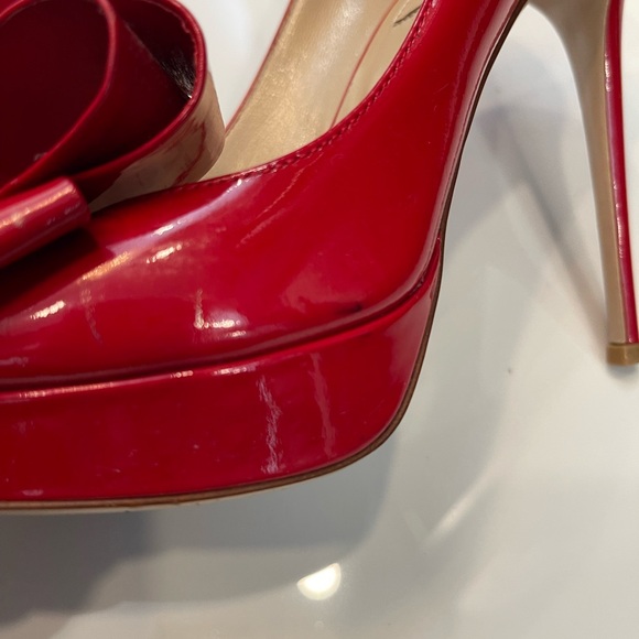 Valentino Patent Heels - Picture 13 of 16